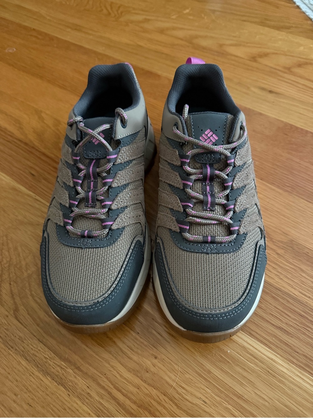 Women’s Columbia Strata Trail Low Waterproof Hiking Shoes - Picture 4 of 6